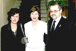 A TU PER TU CON LAURA BUSH: UN ONORE PER ANTONIO CONTO – FERRARO Gianni