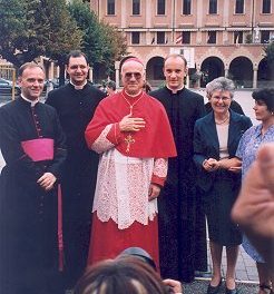 DA ROMANO CANAVESE A ROMA PER LA GRANDE FESTA AL NEO  SEGRETARIO DI STATO CARDINAL TARCISIO BERTONE – FERRARO Gianni