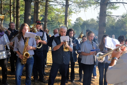 Intrattenimento con la Filarmonica Ruegliese 