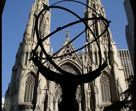 DUE  POTERI  INSIEME NELLA  PIÙ FAMOSA VIA  DI  NEW YORK – RIBOTTA Krizia