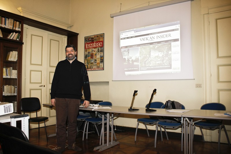 SI SCOPRE VATICANINSIDERLASTAMPA.IT CON IL REDATTORE LUCA ROLANDI – MARCHETTI Simone
