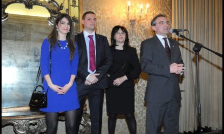 IL GENERALE DI BRIGATA CAMILLO DE MILATO, DA’ L’ADDIO AL MONDO MILITARE PER ENTRARE IN QUELLO DEL VOLONTARIATO – BRUNA ROSCO Principia