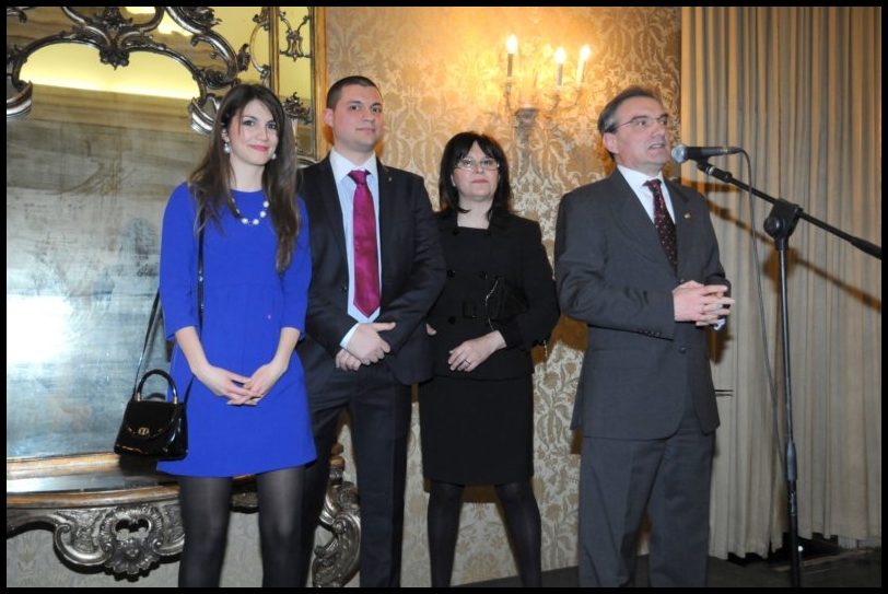 IL GENERALE DI BRIGATA CAMILLO DE MILATO, DA’ L’ADDIO AL MONDO MILITARE PER ENTRARE IN QUELLO DEL VOLONTARIATO – BRUNA ROSCO Principia