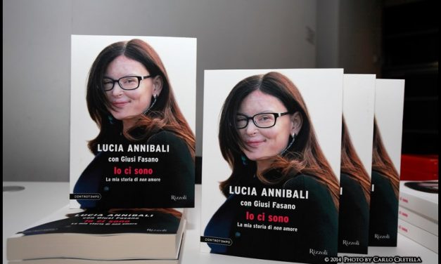 LUCIA  ANNIBALI  CON  “IO CI SONO – LA MIA STORIA DI NON AMORE”-MAGNATI Roberta