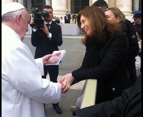 UN DONO PER PAPA FRANCESCO NEL GIORNO DEL SUO COMPLEANNO – Samantha MARCELLI