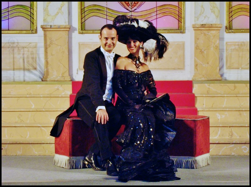 “LA VEDOVA ALLEGRA” AL TEATRO SAN BABILA DI MILANO –