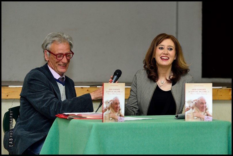 PAPA FRANCESCO PADRE DELLA CRISTIANITÁ – Alessandra COROAMA