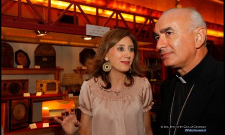 MONSIGNOR STAGLIANÒ: “CANTO LA MUSICA POP PER ARRIVARE AL CUORE DEI GIOVANI” – Krizia RIBOTTA