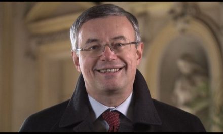 ALESSANDRO BARBERO: IL DUALISMO PAPALE – Sarah CERABONA