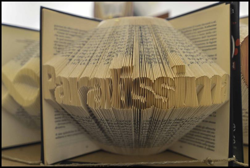 PARATISSIMA: CREATIVITÁ EMERGENTE EUROPEA – Viviana VICARIO